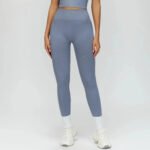 Calças de ioga de cintura alta personalizadas com cintura com nervuras, calças de fitness de controlo da barriga para mulheres, adequadas para correr e usar ao ar livre - Image 3