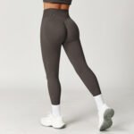 Processed and Customized Peach Hip Seamless Tummy Control Tight Yoga Pants for Outer Wear Running Sports Quick-Drying Fitness Pants